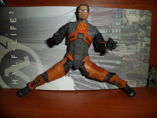 Обо всем - Gordon Freeman Action Figure - обзор